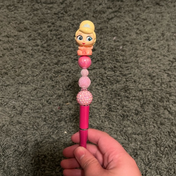 Charlotte Bubble Pen - Picture 2 of 5